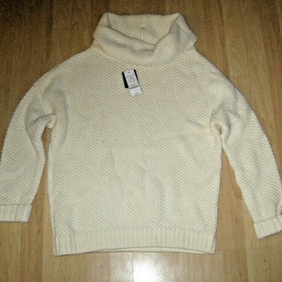 bebe Oversized Hip Length Cowl Neck Cream Ivory Sweater Size Small S NWT - Picture 1 of 4